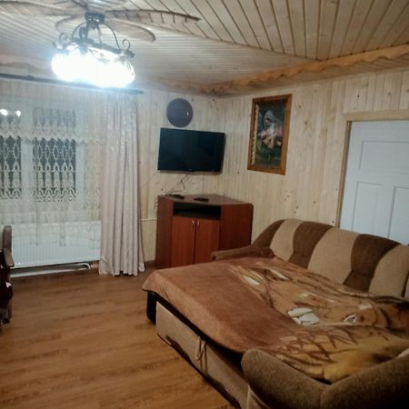 Holiday Home Tihiy Dvor Mykulychyn Luaran gambar